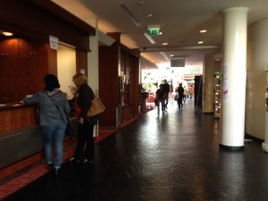 いけばな大会の受付